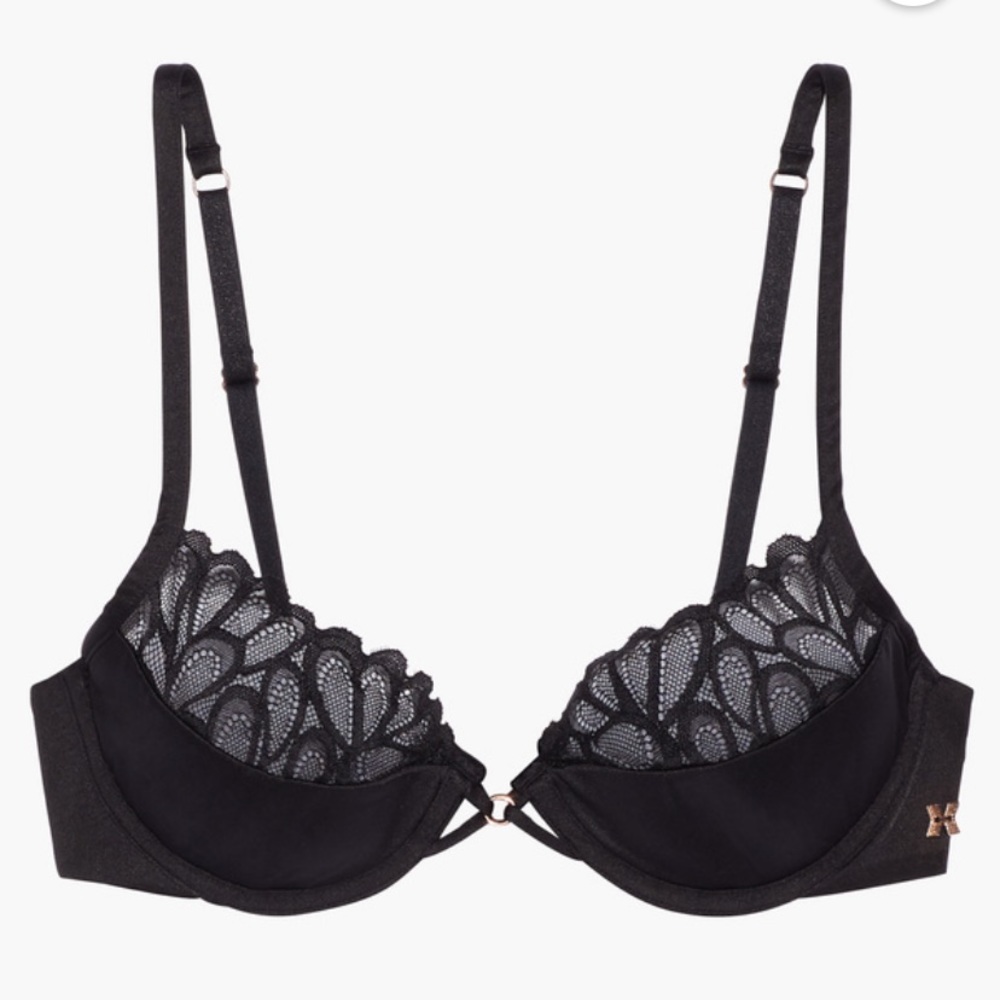 32C Savage x Fenty: Half Cup Lace Bra  ‘Not Sorry’